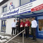 Sebastian Suhr, Lars Brunnenberg, Onno Graf, Luca Erdmann und Michel Schacht vor der Sektdusche